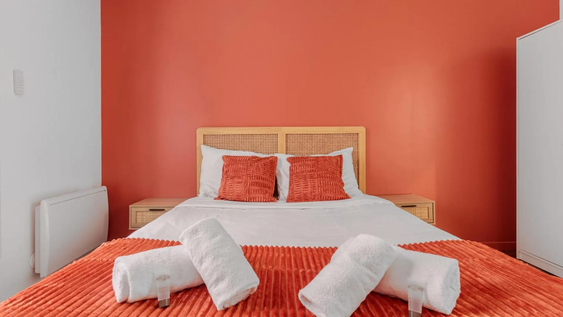 Apartment Splendide 18eme 6p *