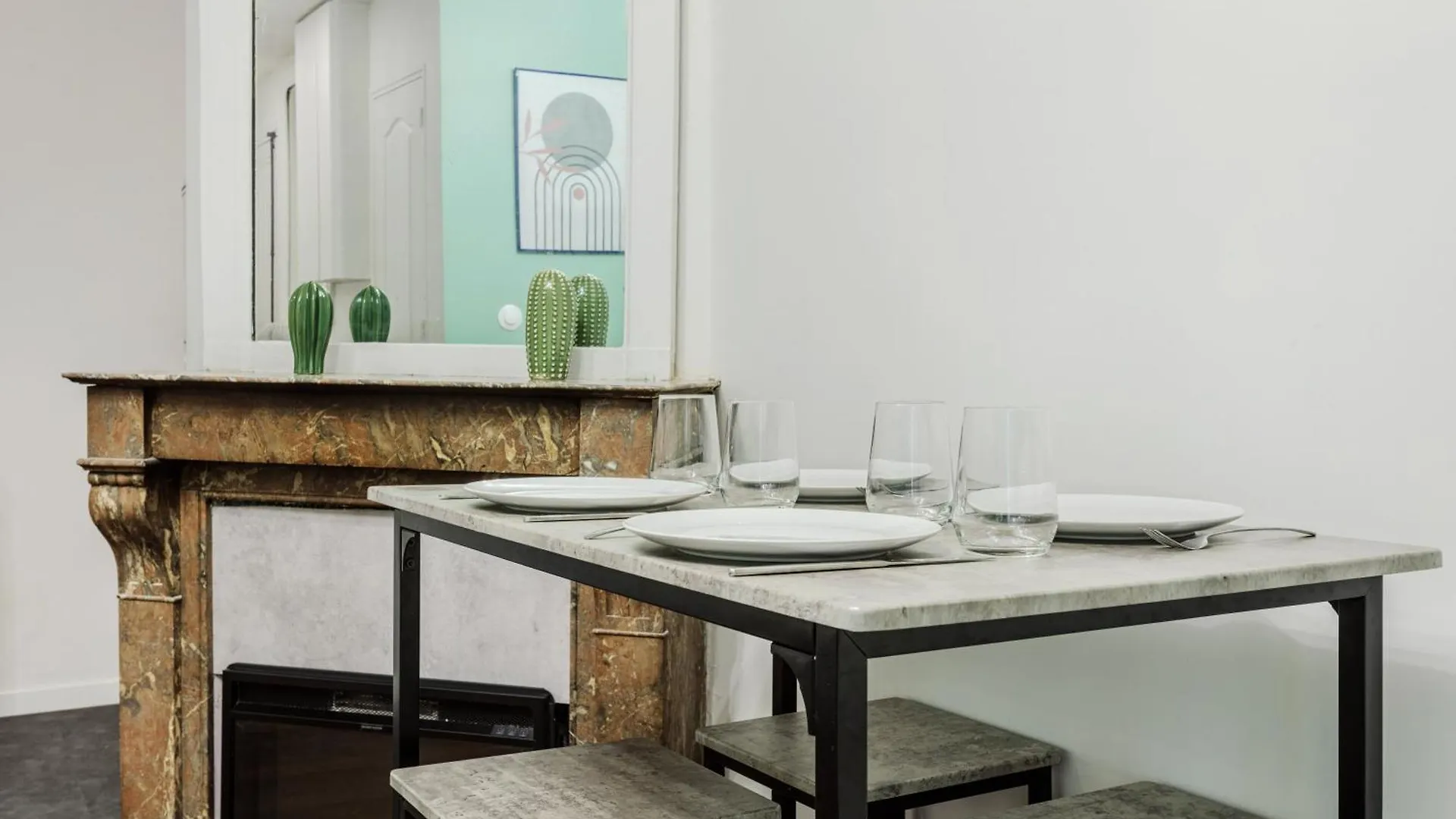 Splendide 18eme 6p Apartment Paris